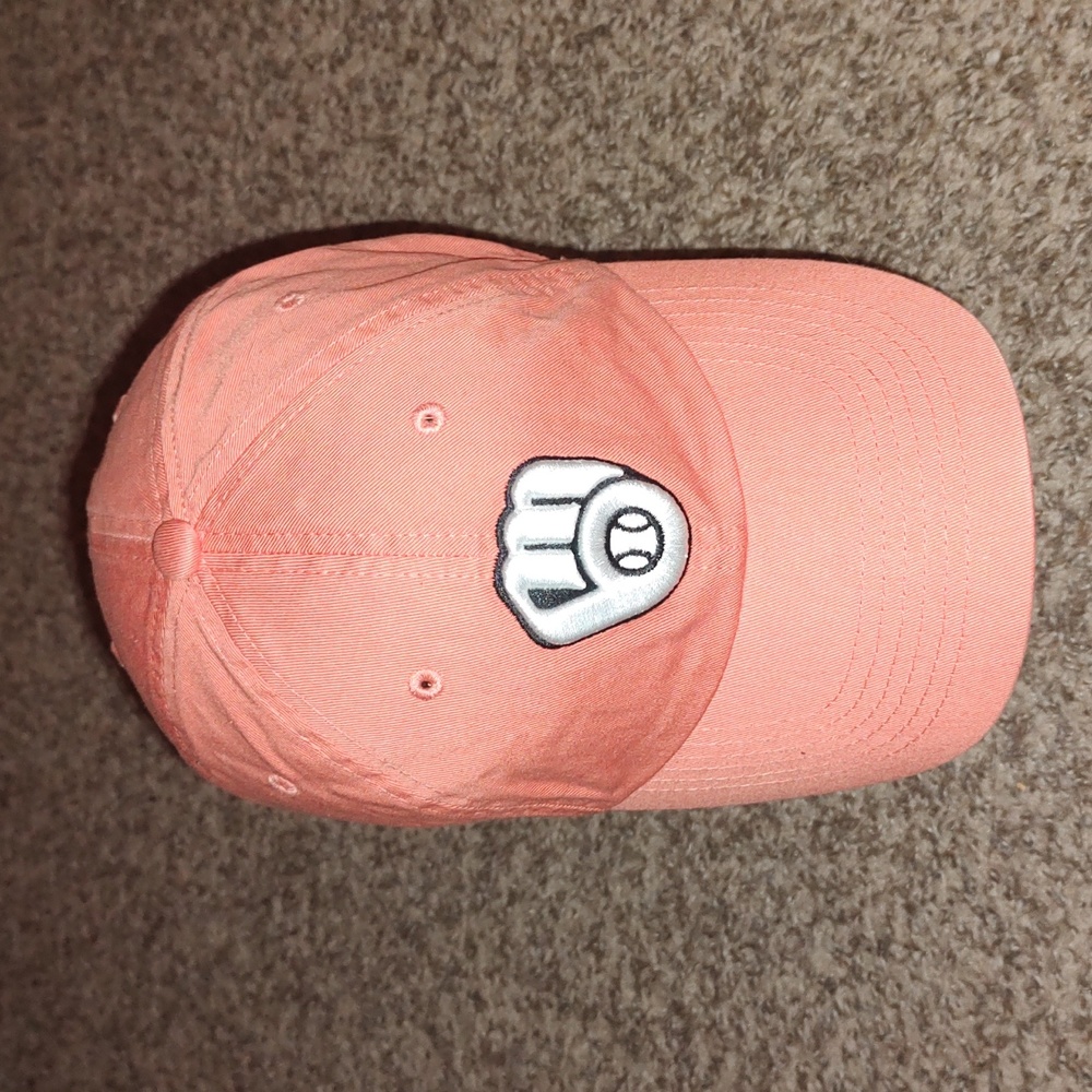 Fan Favorite MLB Milwaukee Brewers Strapback Women's Coral Hat Cap OS